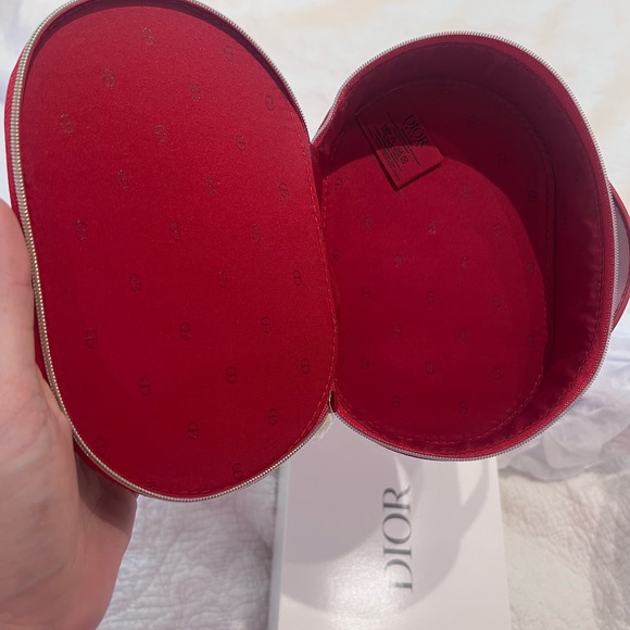 Dior Patent Leather Red Beauty Pouch - Picture 2 of 5